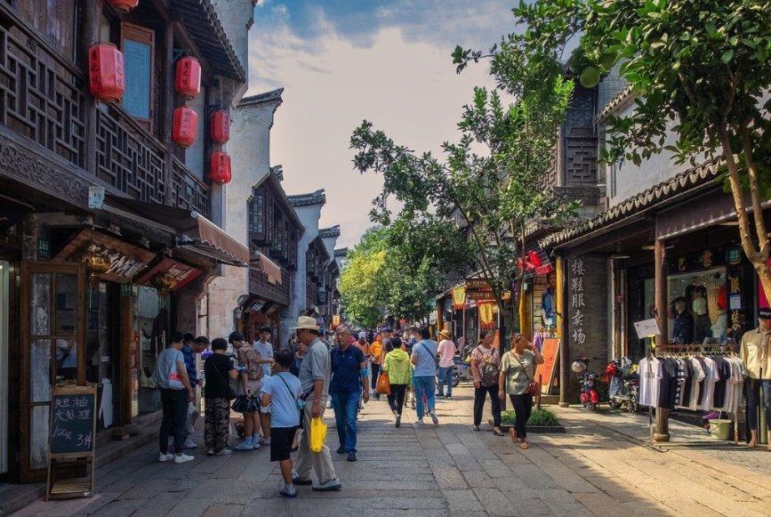 中国造动车在智利启运刷新南美速度